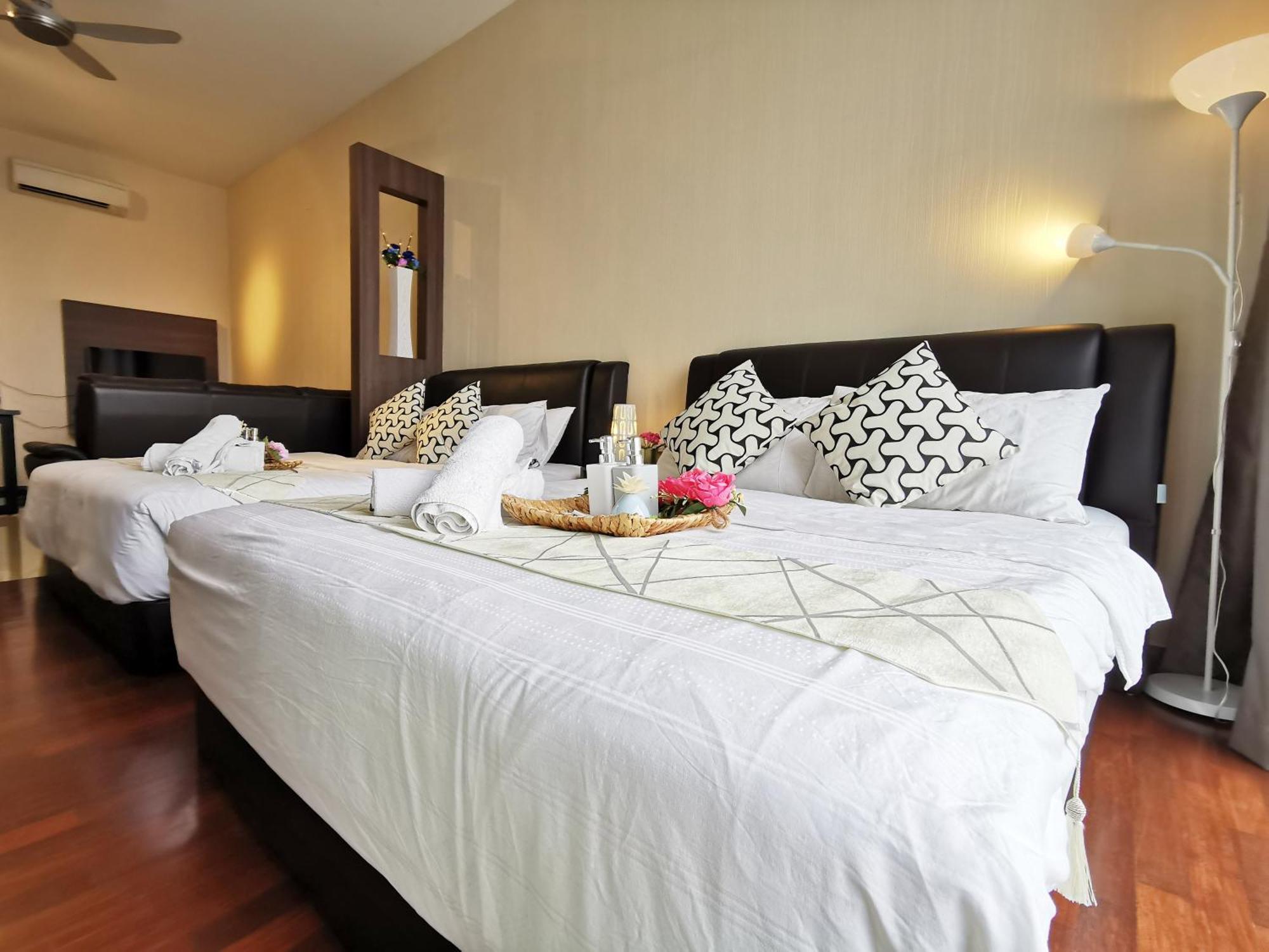 Attic Home Melaka Silverscape Residence & Jonker Kamer foto